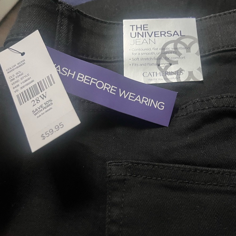 Catherines
UNIVERSAL BOOTCUT JEAN New
